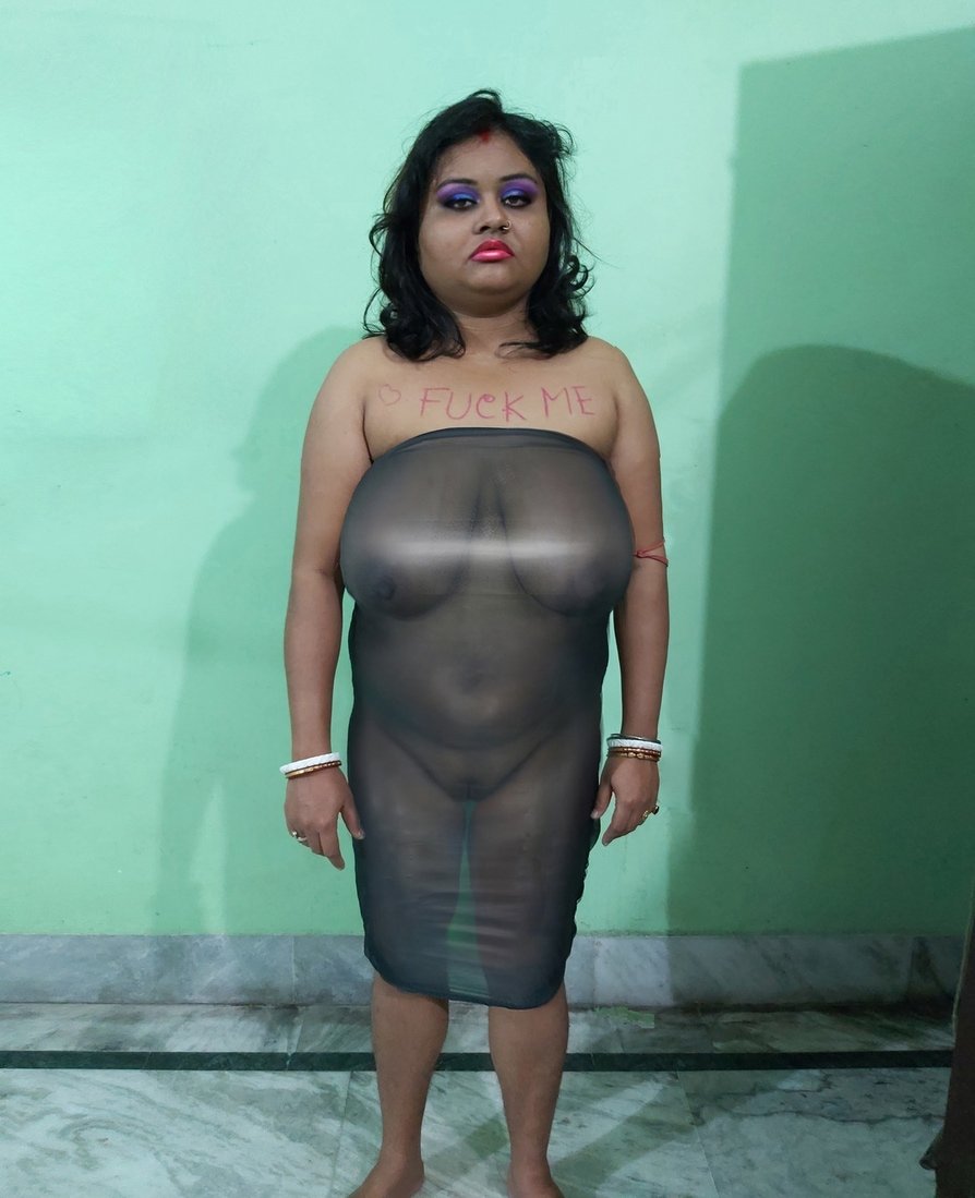 Big Boobs Desi Slut Wife Exposed Web Whore Rupali Boudi Porn Pics...