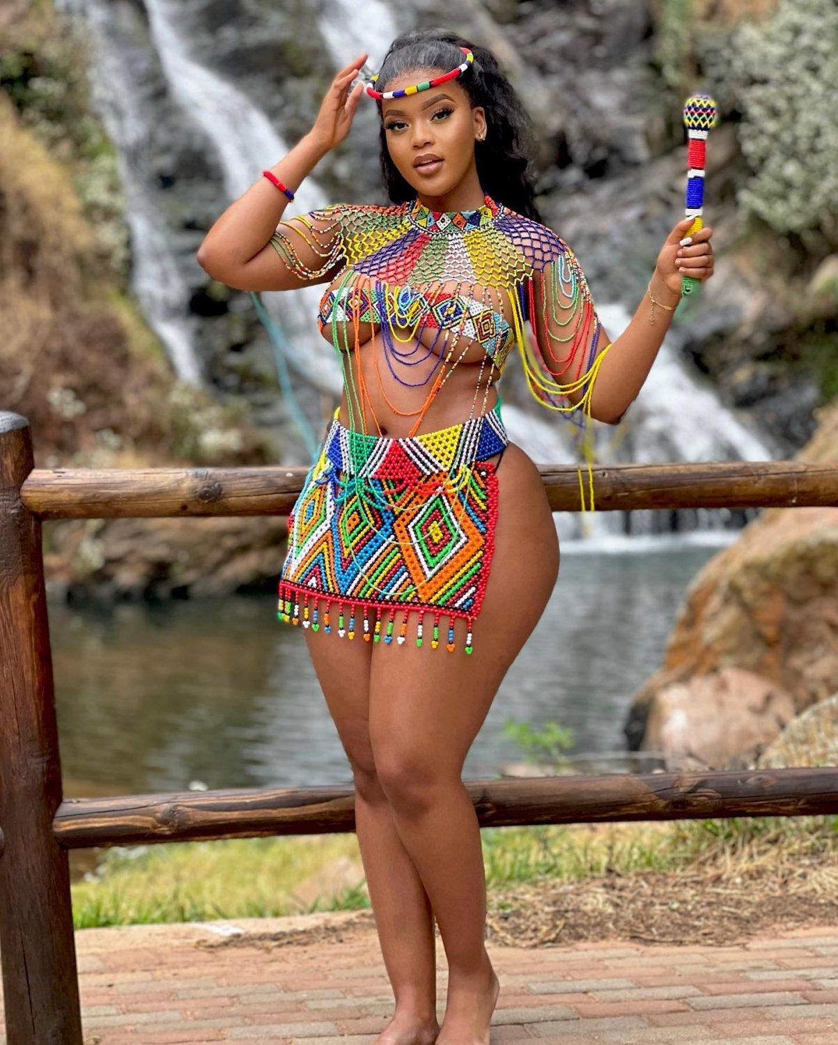 Beverly Tlhako from South Africa  πΏπ¦ #t3ZeboE9