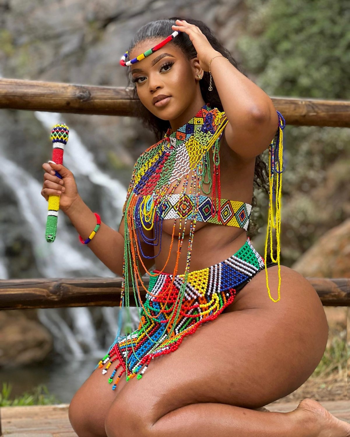 Beverly Tlhako from South Africa  πΏπ¦ #ykFkVwUy