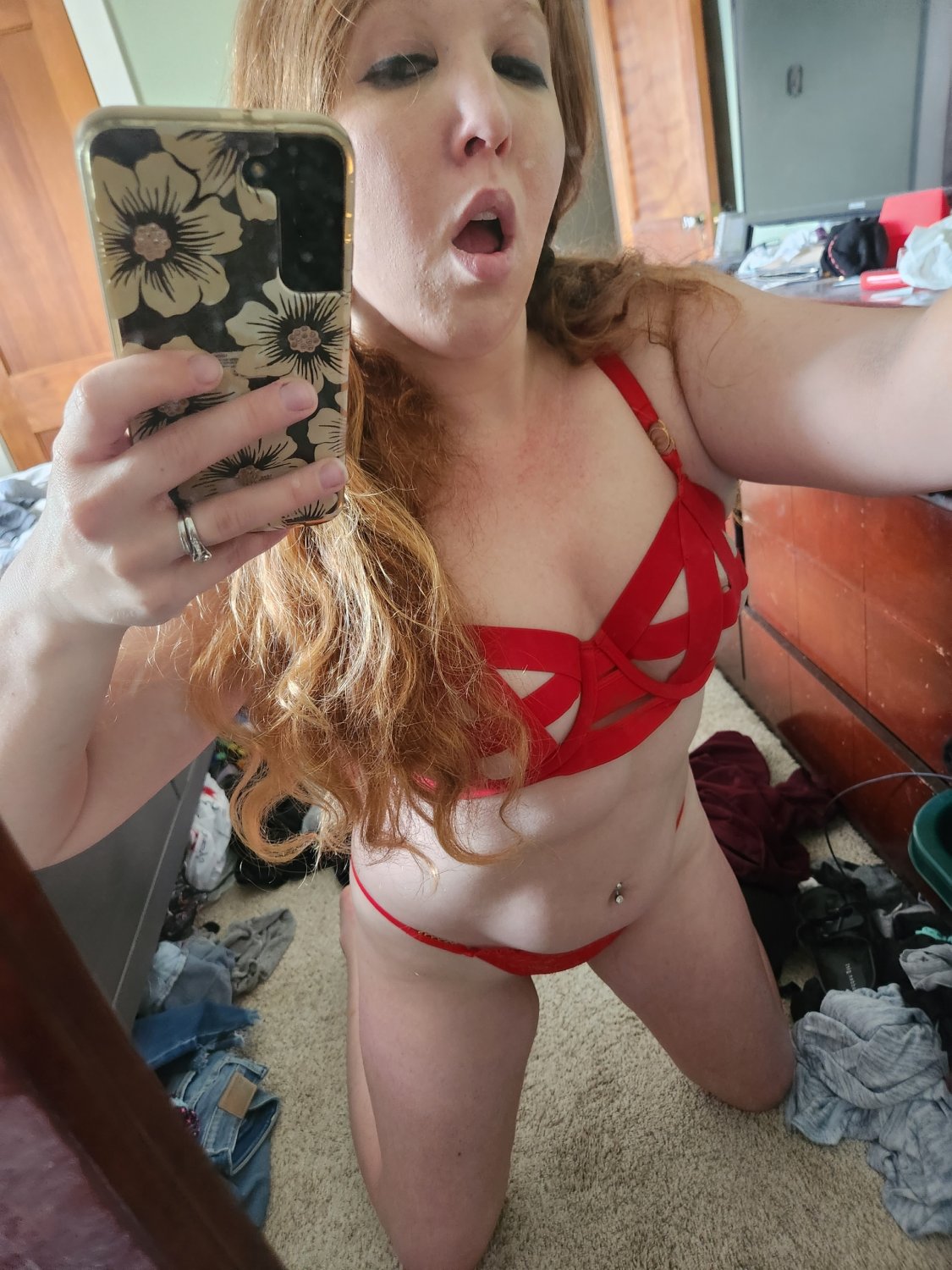 Cum slut redhead #UN0cDFdF