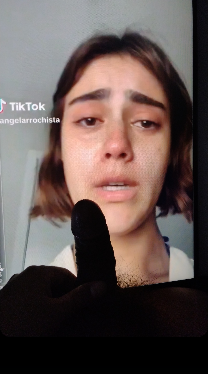 Masturbandome mientras Angela Rochista llora #ThZfyJS2