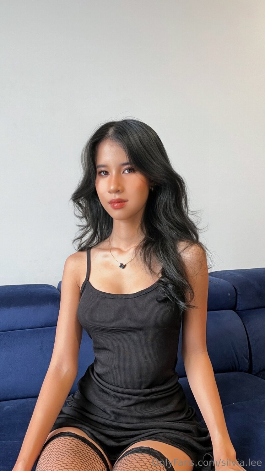 silvia.lee #QusmOtTy