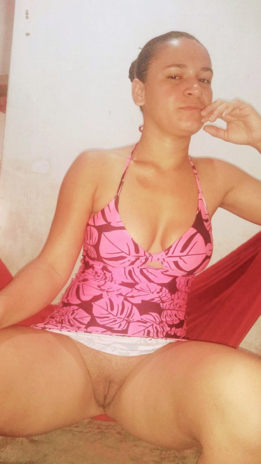 Uma hotwife não deve usar calcinha #81uOhIlh