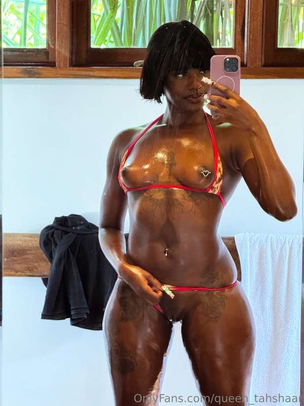 Queen tahshaar #TxTIDHgH