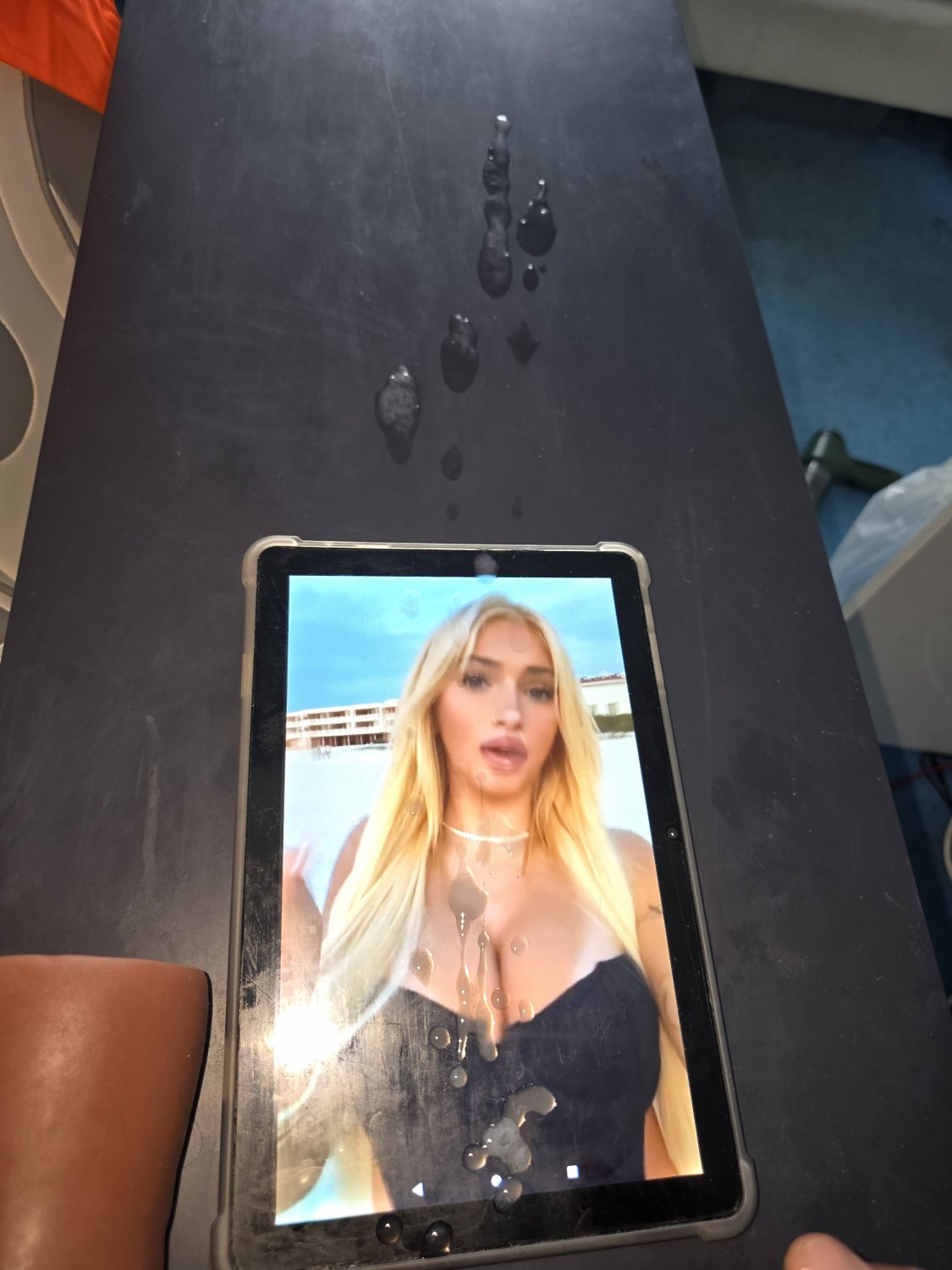 Cumtrib Dirty Little Blonde Slut Gets Covered #tnpPh8xP