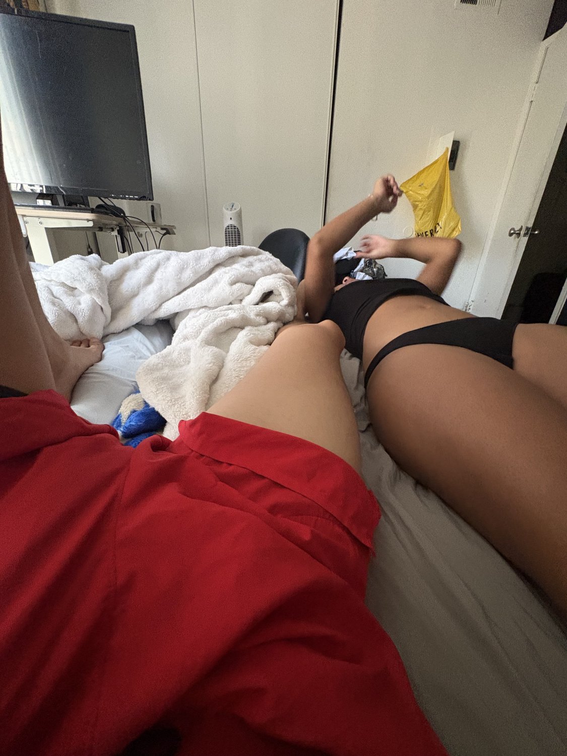 Candid pics of my sexy gym girl #BssTpiQ0