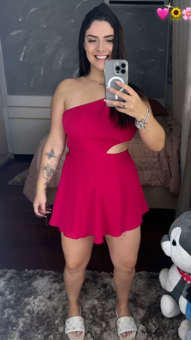 Caminhoneira, lésbica e muito mais!!!!!! #WrDM2RkZ